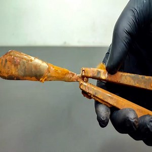 Rare Old Balisong Knife Restoration | Mouse Trap TV