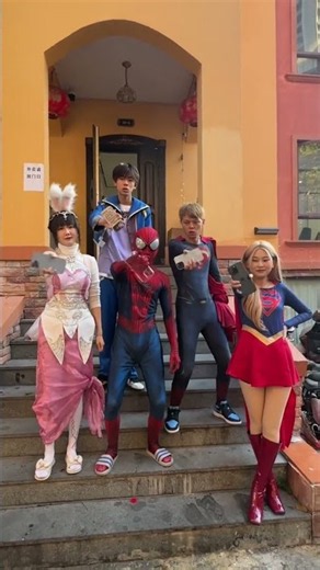 Toulu Continent and Spider-Man Superman merged into mobile phone
