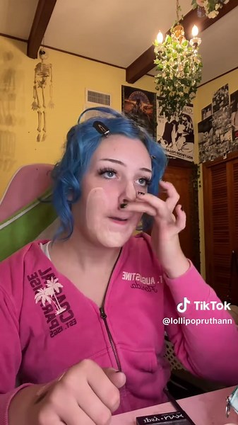 Homecoming Makeup Tutorial for Freshmen 2025