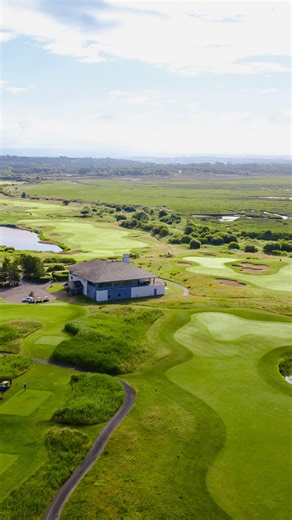 Playing golf in the sunshine feels like a distant memory — and we’re sure you miss it as much as we do! But there’s good news… We’re excited to announce that bookings for 2026 are now officially open! 😆 Whether you’re an individual golfer, part of a group, planning an away day, organising a Corporate Day, or hosting a tournament, our 2026 schedule is ready — and there’s no better time to secure your spot and get something in the diary to look forward to. We can’t wait to welcome you to Machynys