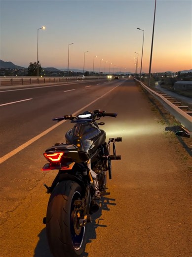 MT07 YAKIŞMAZ KAFESTE😁 . . . . . #motor #öneçıkar #keşfet #yamaha #mt07