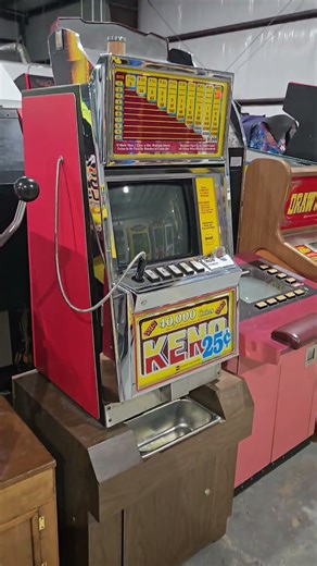 Cool Slot Machine Last Minute Christmas Sale! Online Arcade Auction @ BidderBros.com 12/14/25
