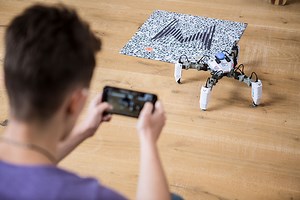 MekaMon Adalah Robot Tempur Augmented Reality yang Dapat Dioperasikan dengan Smartphone - Hybrid.co.id
