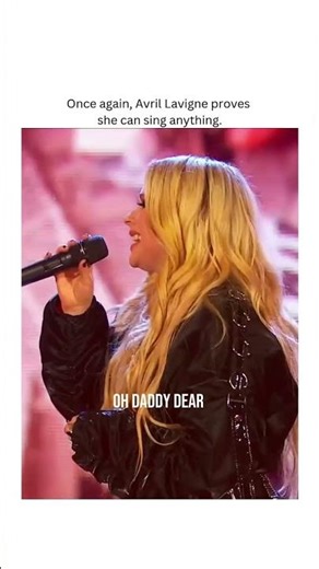 Cyndi Lauper "Girls Just Want to Have Fun" with Avril Lavigne