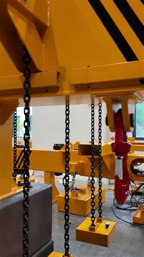 360° Rotating EPM Lifter with Telescopic Beam | Integrated 5 Hooks for Shipyard Use
