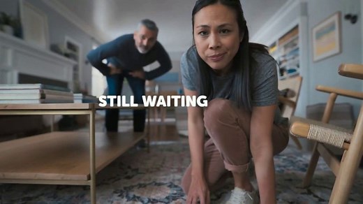 Lowe's TV Spot, 'Take Back Your Walls: Valspar Signature'