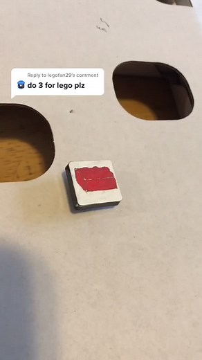 Reply to @legofan29 #lego #legos #art #keyboard #keyboardpainting #keyboardart #posca #poscapens #fyp #paint @poscaofficial #Christmas2020 #foryoupage