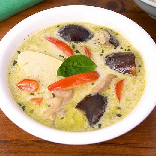 自宅で本格タイ風レシピ！グリーンカレーの作り方 | デリッシュキッチン