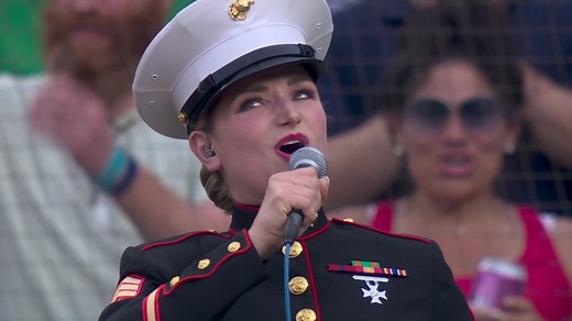Beautiful rendition of God Bless America | YES Network