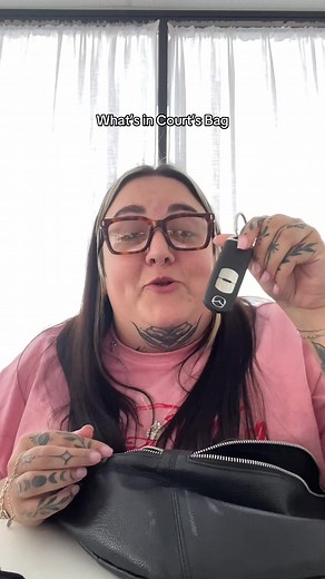 What's In My Handbag: A Fun Bag Tour