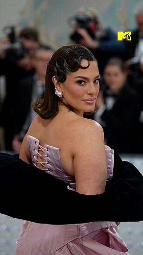 From Billie Eilish to Ashley Graham, I'm so here for these body positive celebs 💪 | MTV UK