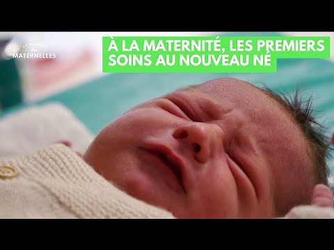 À la maternité, les premiers soins au nouveau né