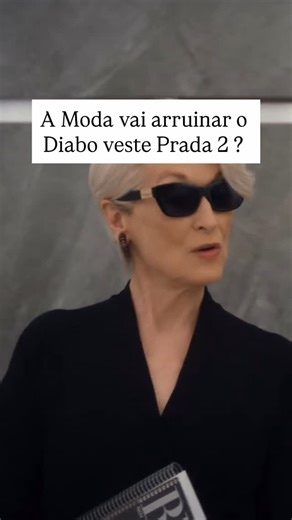 CHIARA on Instagram: "Estão dizendo que a moda vai estragar O Diabo Veste Prada 2. Mas talvez a gente esteja olhando pelo ângulo errado. No primeiro filme, a moda nunca foi sobre tendência. Foi sobre narrativa, poder e identidade. Os sapatos vermelhos voltaram. E eles dizem muito mais do que parece. Cinema, moda e memória caminham juntos. Quem entende, percebe. 👠🔥"