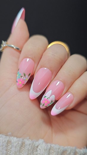 🐰🌸. #easternails #easterbunny #easterholidays #easternails #easternailsdesign #nails #almondnails #nailsdesign #nailart #nashvillenailtech #trendingreels | Dreamy Nails
