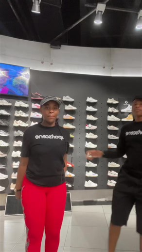 The Funniest Customer Assistance Moments! 😂🔥