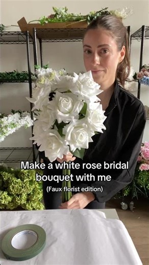 Elegant White Rose Wedding Bouquet Inspiration for Brides #WeddingBouquet #BridalFlowers