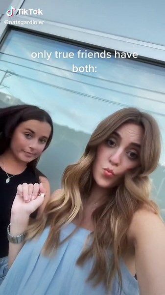 Poopie Count Friendship: Friends Who Poop Together Stay Together