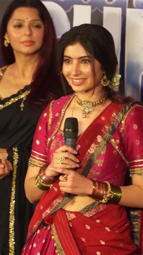 Who Is My Favourite Actor? ❤️ King Khan Rules Bollywood 👑 | SRK Fans Must Watch 🔥