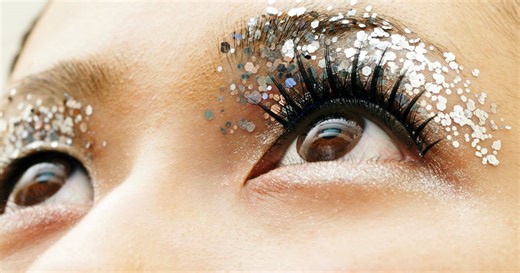 This NYE it's all about disco ball eye makeup and here's how to get the look