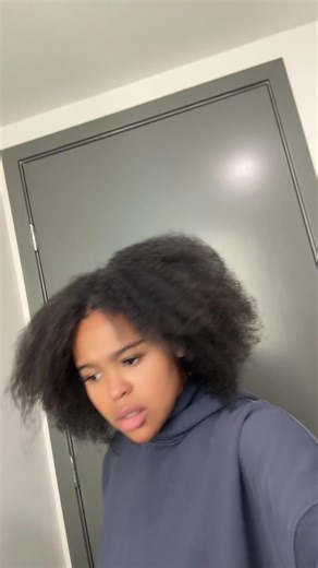 Micky💋 (@mickycashflow)’s video of mother of the bride dress