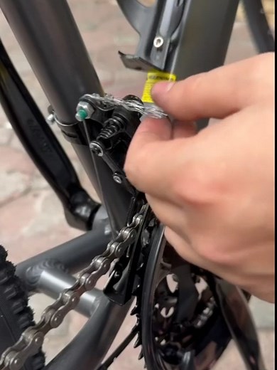 Useful Tips and Tricks! How to fix split ends on a bicycle cable at home #diy #bike #tips #tricks #idea #howto #cool #howtotiktok #simple_creative