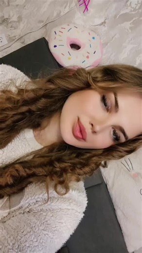 Os vídeos de Алінка🌛🌜 (@_aallinkaa._) com оригинальный звук - rudi