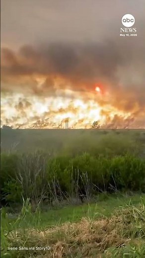 Huge plumes of smoke rise from Florida Everglades wildfire