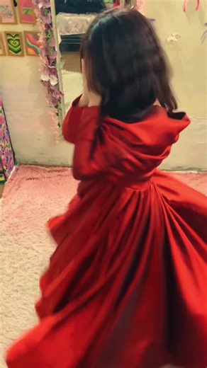 Explore Chic Boutique Styles with CapCut