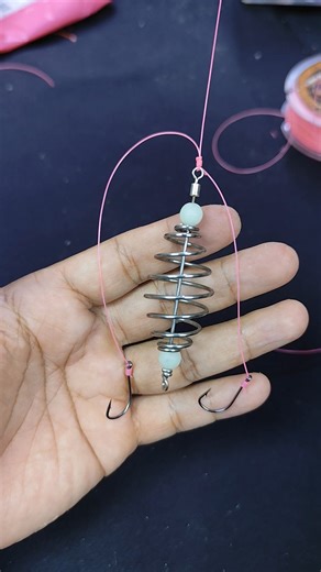 519K views · 3.6K reactions | This rig hooks BIG carp like crazy. Works with bread, dough, corn, or pellets  Small rig → BIG results  #BigCarp #CarpRig #FishingHack #CarpTips #AnglerLife | IJG Fishing 72 | Facebook