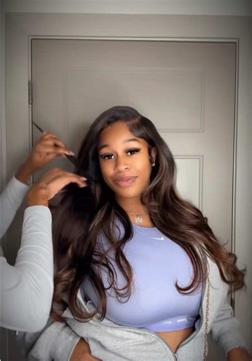 The Side Part Eating Trend: A Quick Weave Look