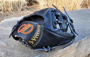 Unboxing, First Impressions | Force3 Elite Series F3 Glove