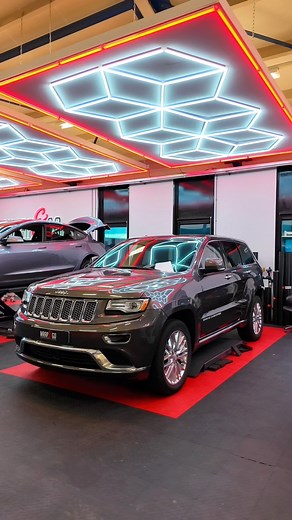 Jeep wrapped in PWF Matte Smaragd. #carwrap #carwrapping #wrapandgo #jeep #jeepwrangler | Wrap And Go