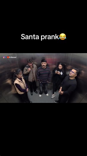 Funny Santa Lift Prank for Christmas