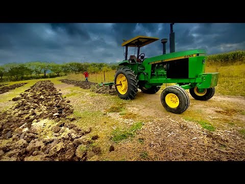 AMAZING ! Tractor Drives Itself. Precision in the Field with the FJDynamics Autosteering Kit
