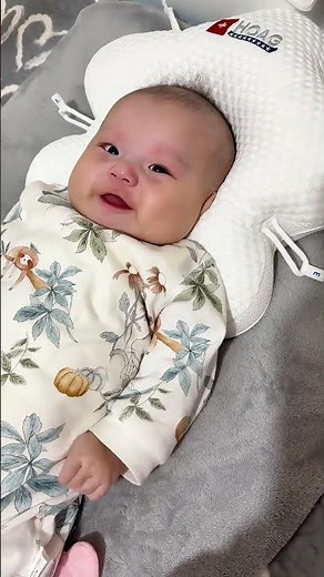 Half Awake, Half Asleep 😴 Baby’s Sleepy Face Is Too Cute! #CuteBaby #SleepyBaby #AdorableBaby