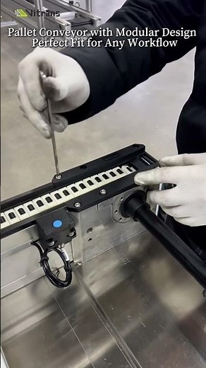 Optimize Factory Workflow with Automated Conveyors #conveyor #machine #conveyorsystem #factory #cnc