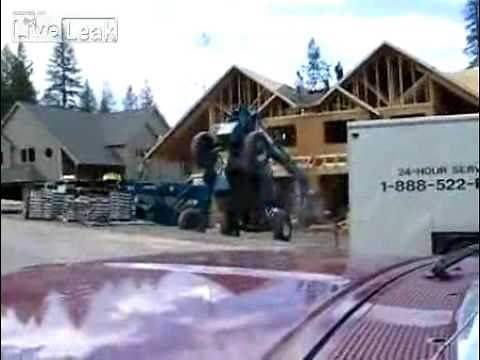 How not to operate a telehandler