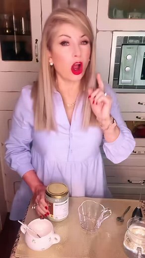 Café con ganoderma lucidum y aceite de coco, delicioso y el mejor remedio para la salud. Hongo cándida y eliminar la grasa abdominal, son alguno de sus beneficios. #Hongocándida #candidiasis #bajardepeso #grasaabdominal | Mayte Vacas - Imparables de Mayte