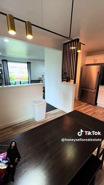 Did you know we’re currently in a buyer’s market? 👀 That means more options, more negotiating power, and less competition for buyers. 🏡 If you’ve been waiting for the right time to buy — let’s make it happen! 💪🏾 And if you’re a seller struggling to get your home sold, let’s schedule a Seller Strategy Session and get your listing moving. #seattle #tacoma #kent #auburn #realestate