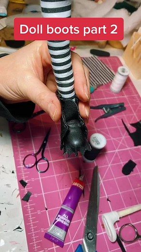 #boots #workinprogress #artistatwork #dollclothestutorial #makingboots #makingartdolls #dollmaker #dollartist #dollartistoftiktok
