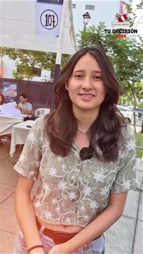 The youth are shaping the country's future! 🇵🇪🗳️