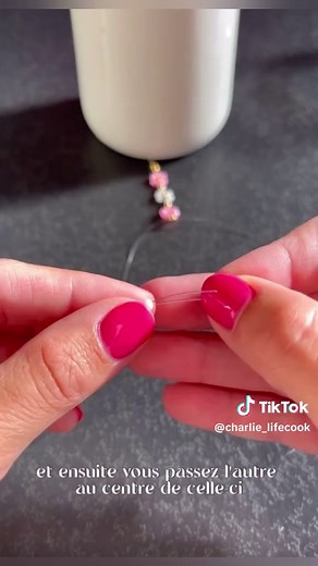 Tuto pour réaliser des bracelets de fleurs en perles