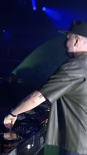 A timeless MainStage moment with Kölsch.