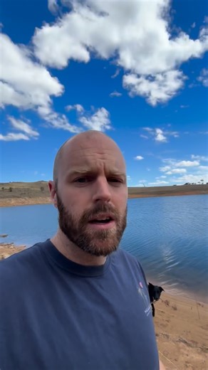 Steve Hanks on Instagram: "By the time I turned 25, I was dealing with head trauma, a 50% compression fracture at T8, and a lumbar spondylolisthesis that made even the small things hurt.I saw doctors, physios, chiros — the options were fusion surgery or giving rehab everything I had. I chose the long road. Now I’m training for a sub‑4 marathon and finding joy in all the little things I used to brace myself for. Movement gave me my life back — one patient, stubborn step at a time. #rehabjourney #