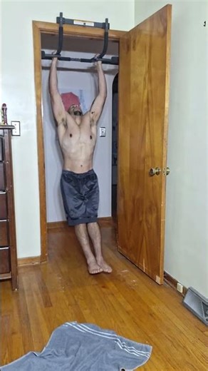 Ripping through Pullup Bars 💯 #pullups #fitness #motivation