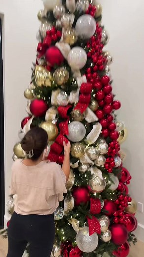 Creative Christmas Tree Decoration Ideas for Your Home