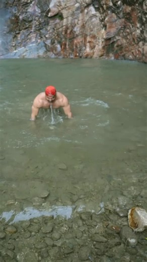 Amit on Instagram: "जाड़ा आ गा #mitumundheliya #winter #❄️ #cold"