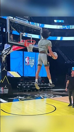 Jericho Sims 47” Vertical 🤯 SHOULDER at the Rim windmill 🤯🤯🤯 #teamflightbrothers