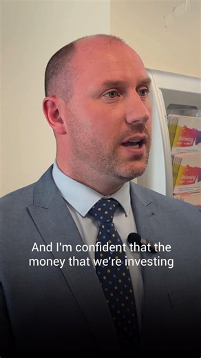 We are tackling NHS waiting times. Health Secretary Neil Gray visited the Day Surgery Unit at Royal Infirmary of Edinburgh to hear from staff and patients. Latest figures show a 14% decrease last year in inpatient / day case waits for all specialities at NHS Lothian. | The Scottish Government