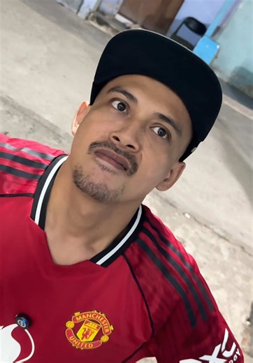 Sujiwo Tejo Reacts to Manchester United vs Fulham